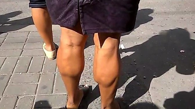 Girls, how would you react to someone wanting to take a picture of your calves for an Instagram page?
