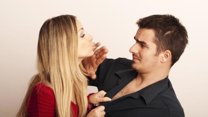 Girls, if after a date which you thought went well, at the end he just waved goodbye and there no hug or touch, would you be disappointed?
