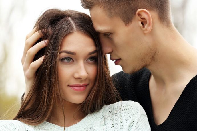Girls, Would you feel uncomfortable if a GAY man ran his hands through your hair while looking at your eyes?