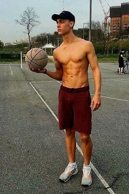 Girls, What's something physical on a guy that makes you look at him as he's walking by?