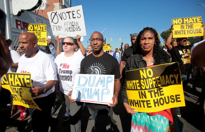 Overall do you have a positive or negative view on peaceful protesters?
