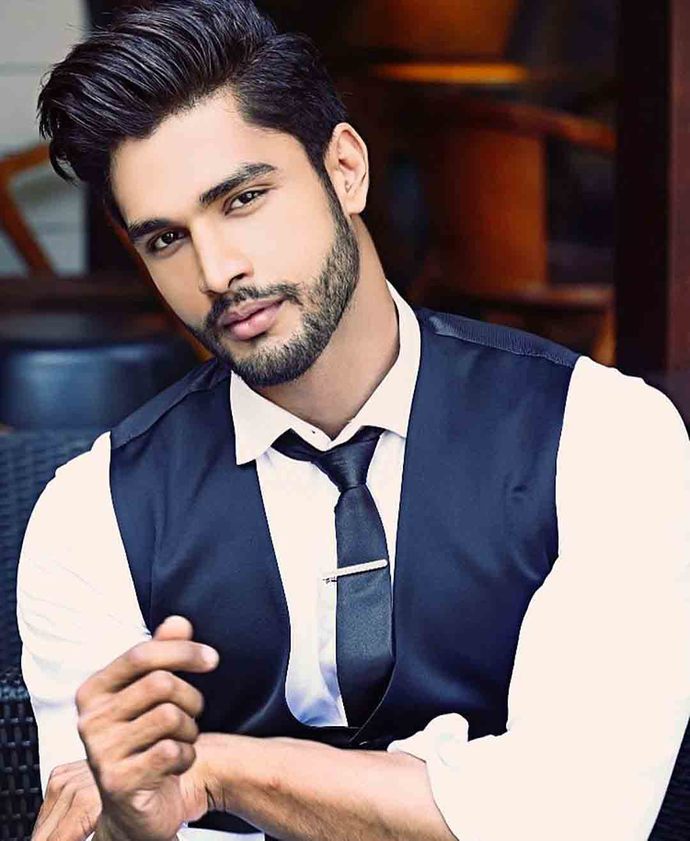 Girls, Would you date a western born Indian guy?