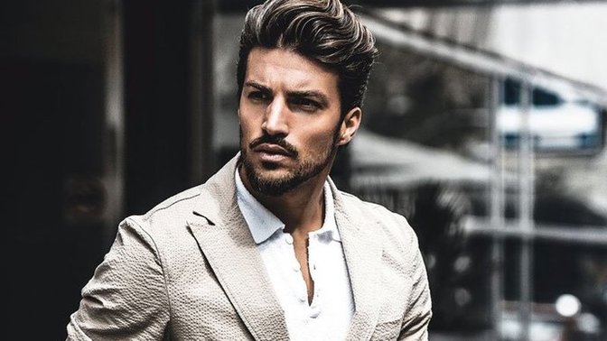 Do you find yourself attractive (do people tell you that, do you love the way you look, are people attracted toward you)?