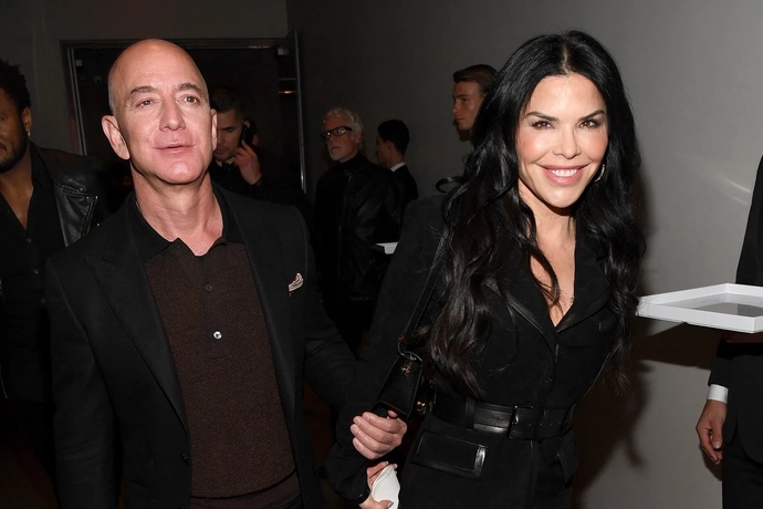 Did you know Jeff Bezos cheated on his wife?
