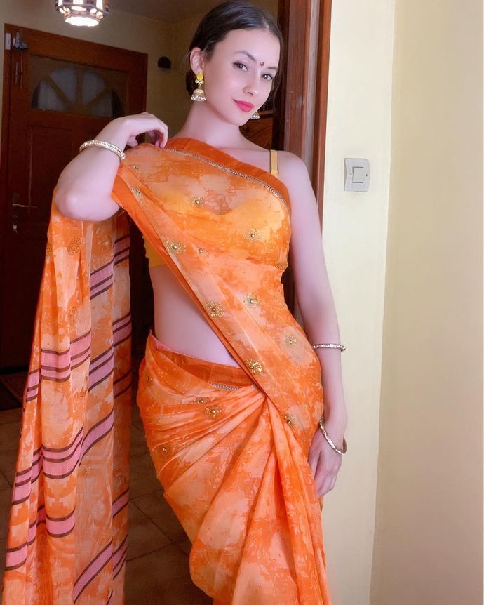 Do you like sarees or suites?