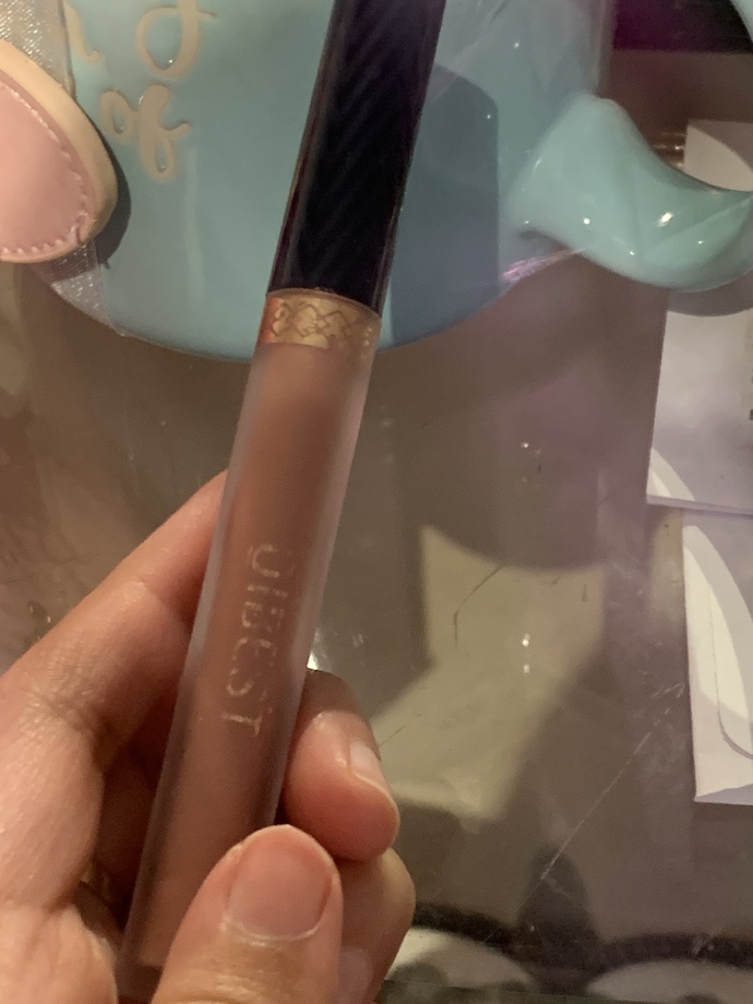 Choose my lipstick color for today?
