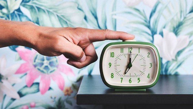 What time do you usually get up in the mornings?