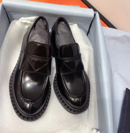 Which Pair Of Loafers Should I get?