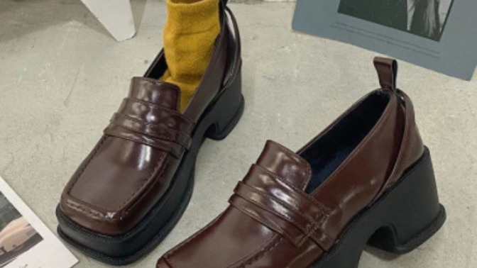 Which Pair Of Loafers Should I get?