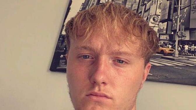 Girls, Do you think this guy is good looking?