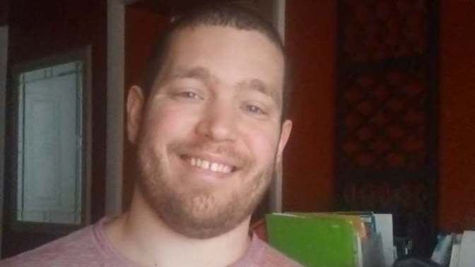 Girls, I think this is the best I've looked in my life, but I don't have the financial confidence to ask a girl out. What do I do?