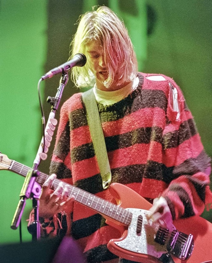 Should I ditch my grunge like hair & beard style?