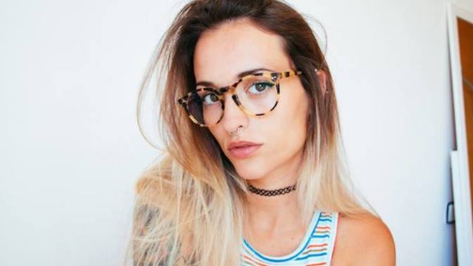 Guys do you like girls with glasses?