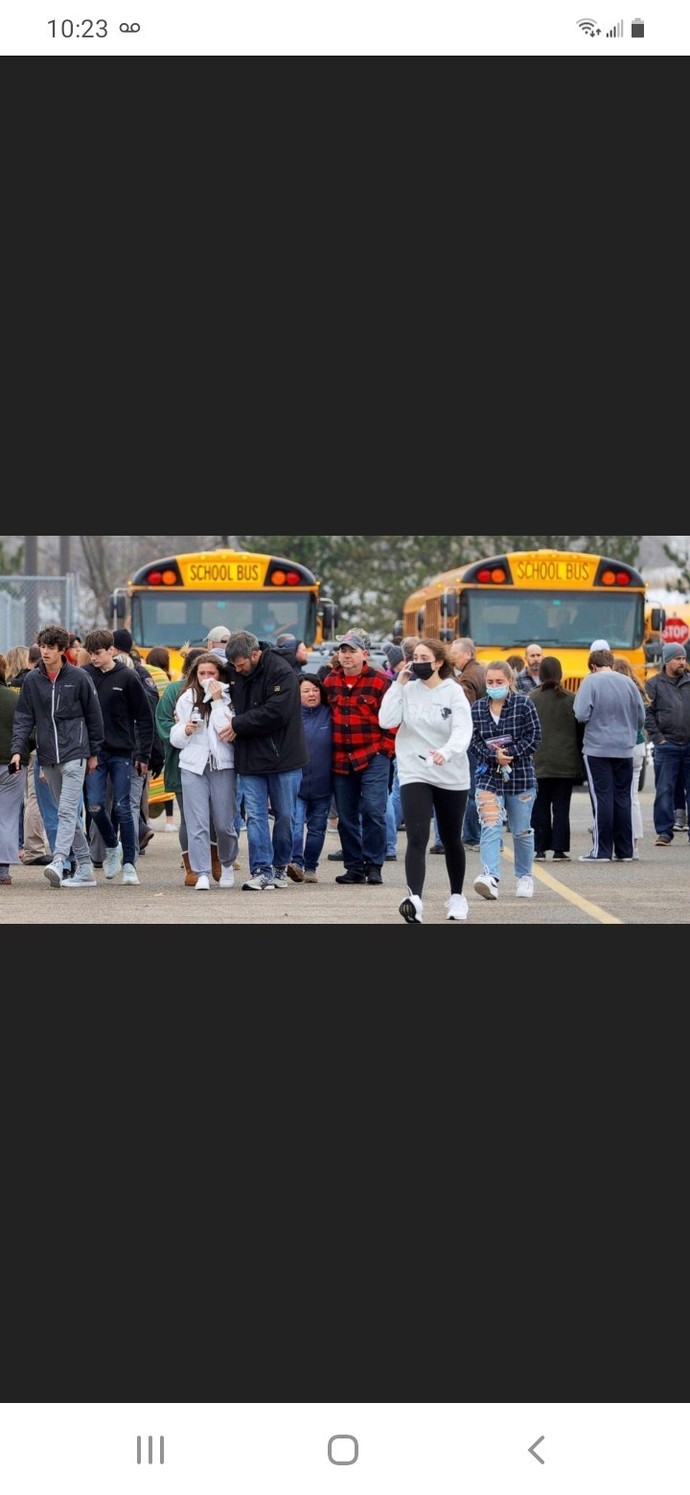 Should they put metal detectors and all schools?