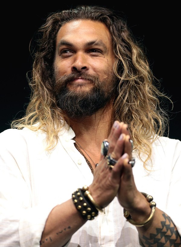 What hairstyle/facial features do you prefer a significant other to have?