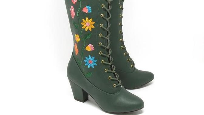 Which pair of boots should I get?