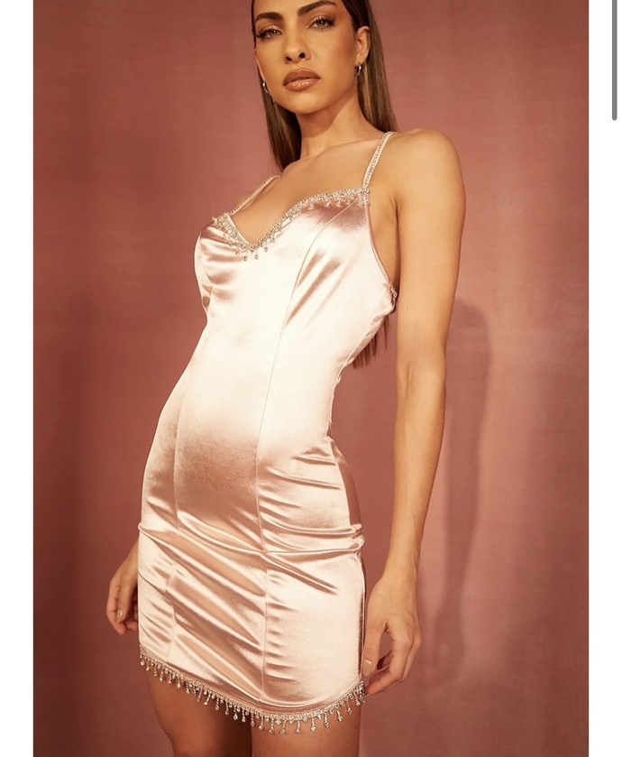 Which dress is the best one & why?