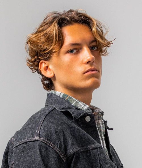 Girls, Do you prefer luscious soft curls, Wavy or Straight hair on guys?