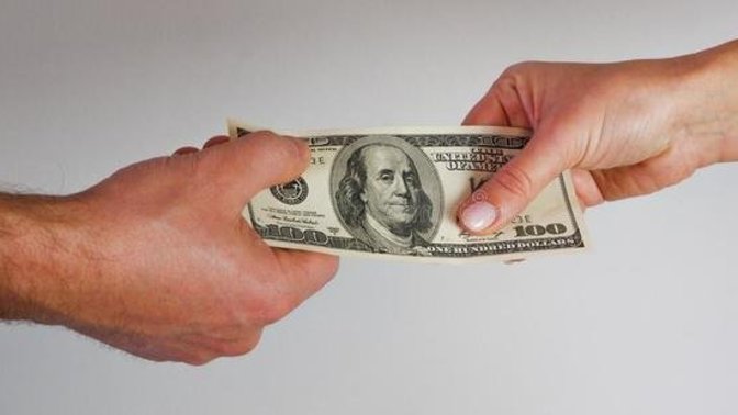 Does a real-man give her money even after breakup?