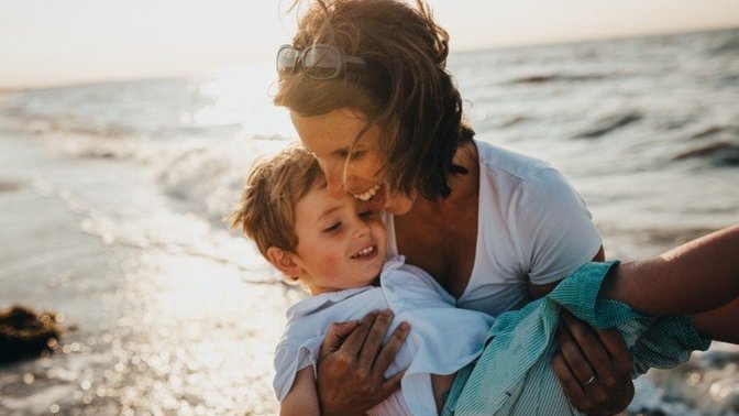 I'm 32 and I still refuse to date a single mother. Am I wrong?