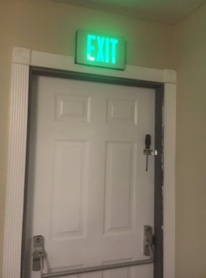 You meet me at a bar. What your next move?