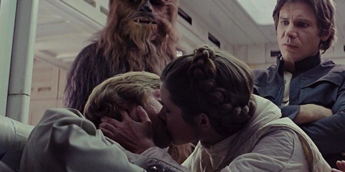 Would Star Wars be even more popular today had Luke & Leia maintained their romantic relationship the entire time?