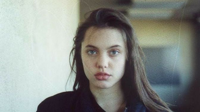 Anyone else tired of liking female celebs just cause men say theyre super hot? Who are some girls' girls celebrities?