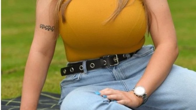 When people wonder about your boobs size, do you respond? ?