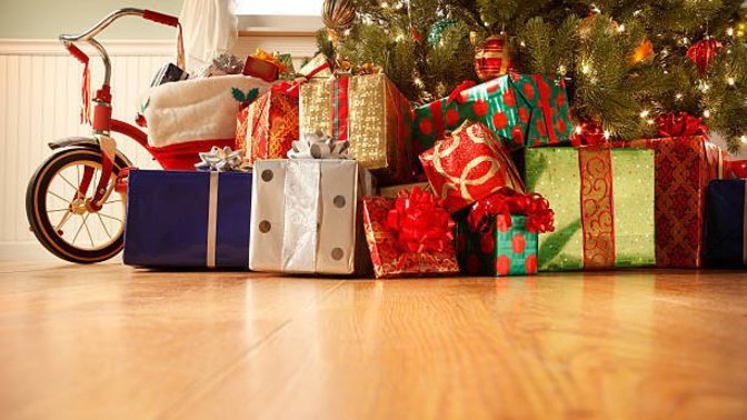 When do you put presents under the tree?