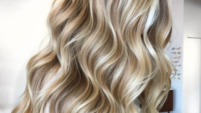 Light hair or dark hair (additional: brown, blue, green or hazel eyes)?