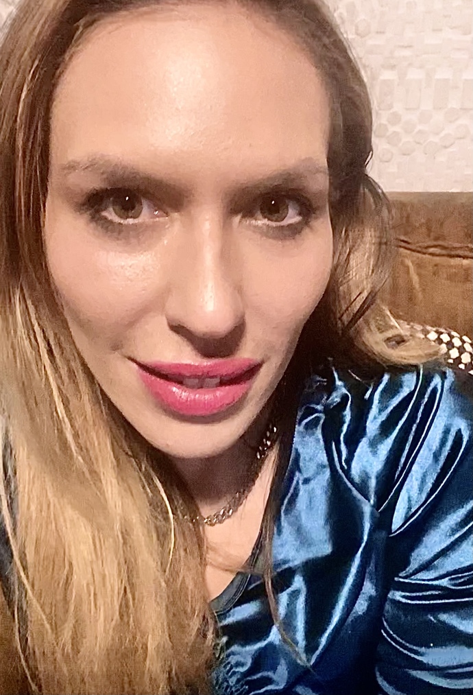 Would you feel good about introducing this girl to your friends just based off looks alone?