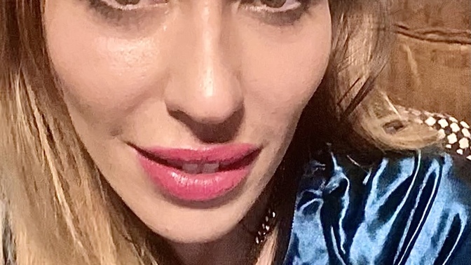 Would you feel good about introducing this girl to your friends just based off looks alone?