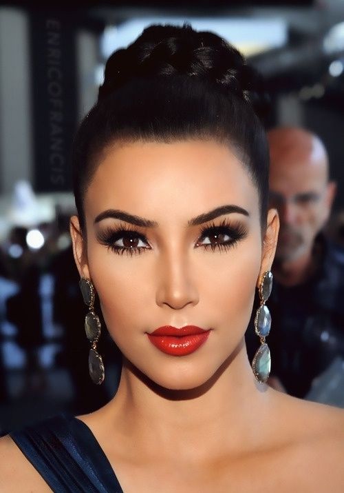 Poll: Which makeup style do you think is the most beautiful?