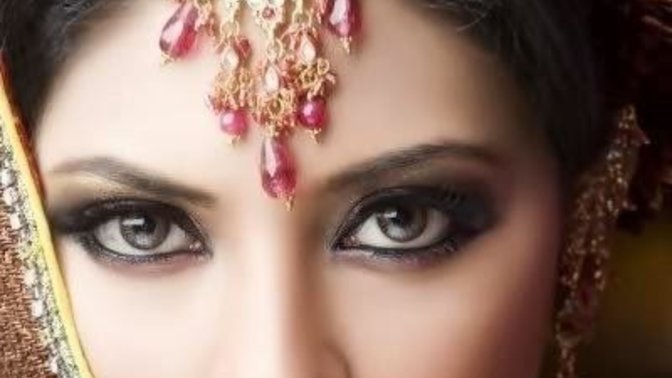 Poll: Which makeup style do you think is the most beautiful?