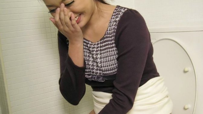 Girls do you pee in sitting or standing mode?