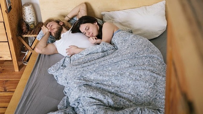 Ladies and Gentlemen! I wonder if you have a significant other would you spend the whole day in bed with him/her?