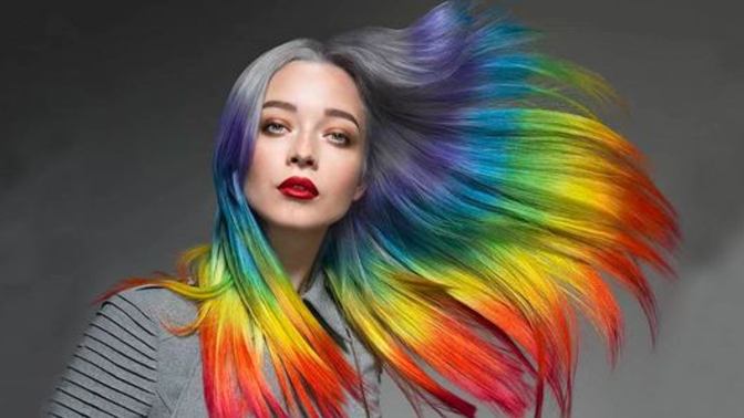 When you see an adult woman who has green, blue, or pink hair, does the hair color suggest anything about her personality?