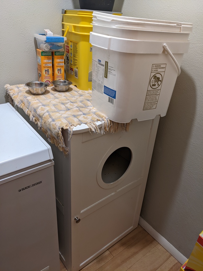 TRIXIE 2-Story Wooden Cat Litter Box Enclosure