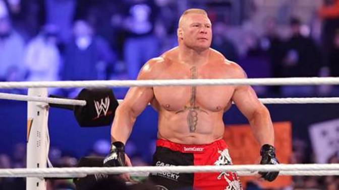 Does it seem Brock Lesnar have a natural body compared to a really big steroid user guy?