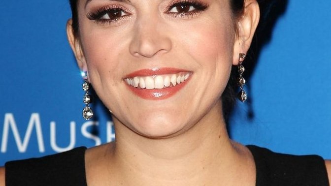 I'm watching the SNL Christmas special and I can't help but be attracted to Cecily Strong, do you want her too?