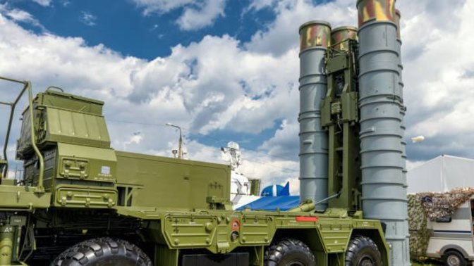 How Powerful is S-400 Missile Defense System? India deploying it Against CHINA, Will it help India?