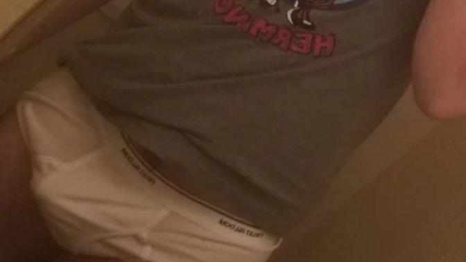 Girls, do I pull off these underwear?