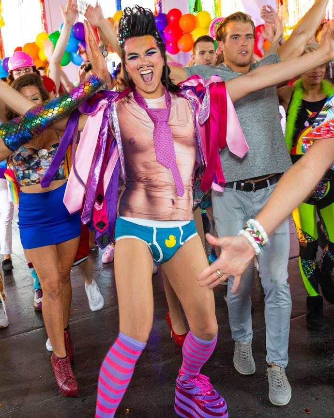Super Twink Gay