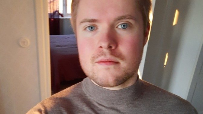 Does this sweater colour work for me?
