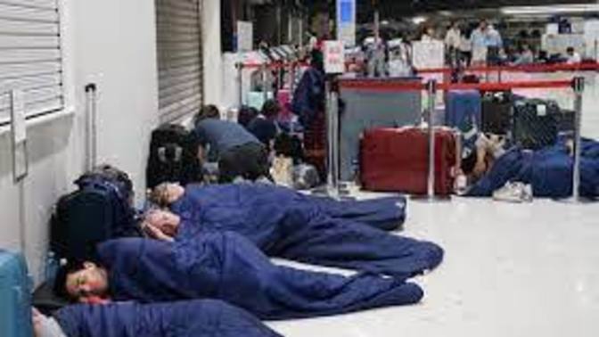 Has anyone Gone through the Airport FLIGHTMARE over the Holidays?