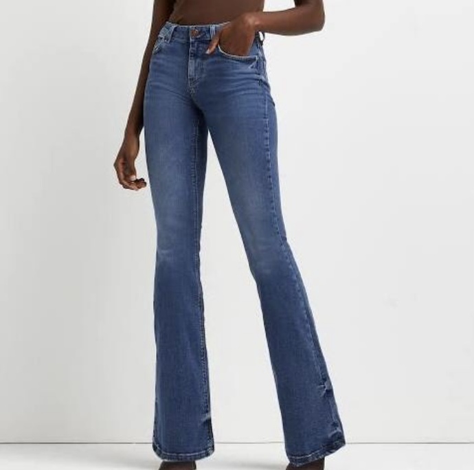 Apparently skinny jeans are going out of fashion. What is your opinion on looser jean styles on women?