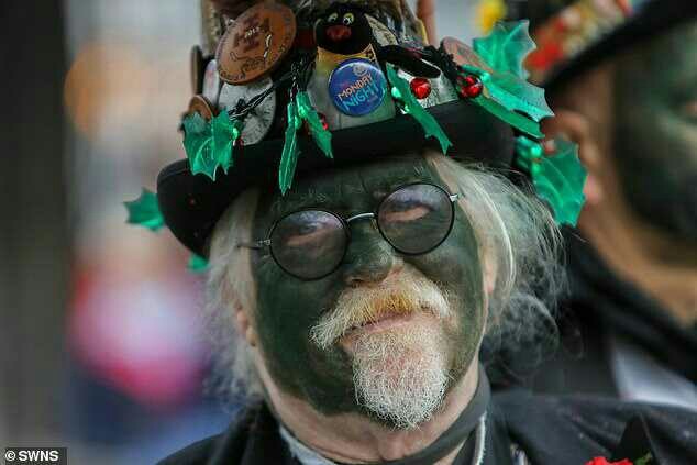 Should morris dancers be allowed to black up?