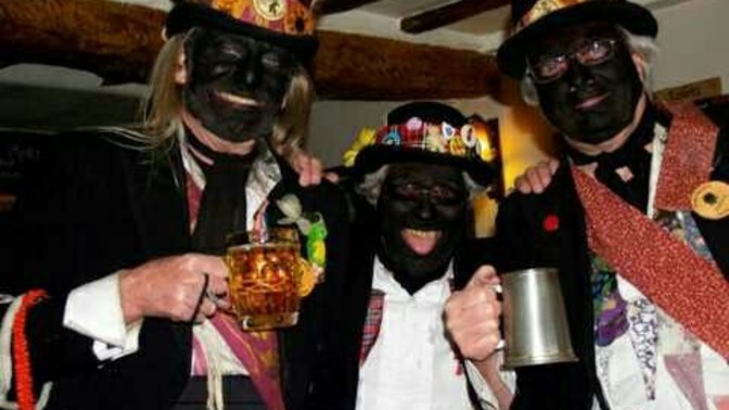 Should morris dancers be allowed to black up?