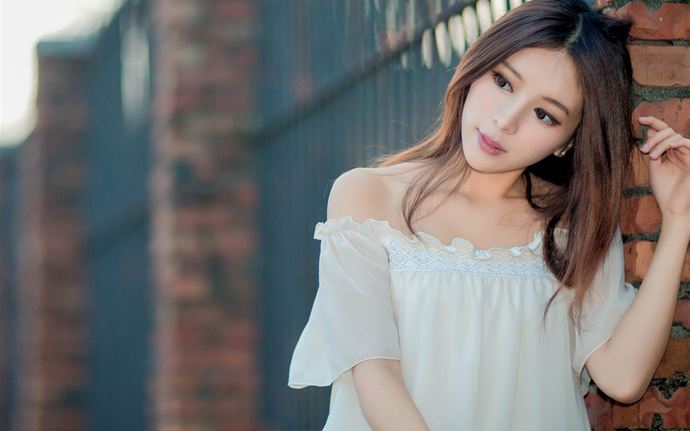 Is it racist to refer to someone from Asia as an Oriental rather than Asian?