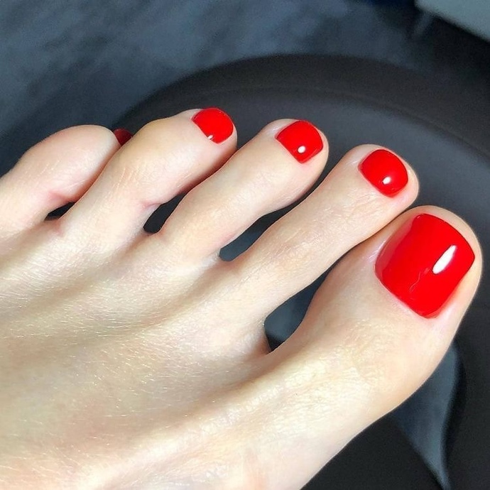 What is your favorite type of pedicure?